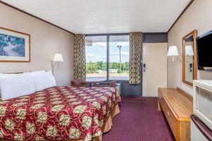 Alojamiento - Serenity Inn Hotel Sweetwater