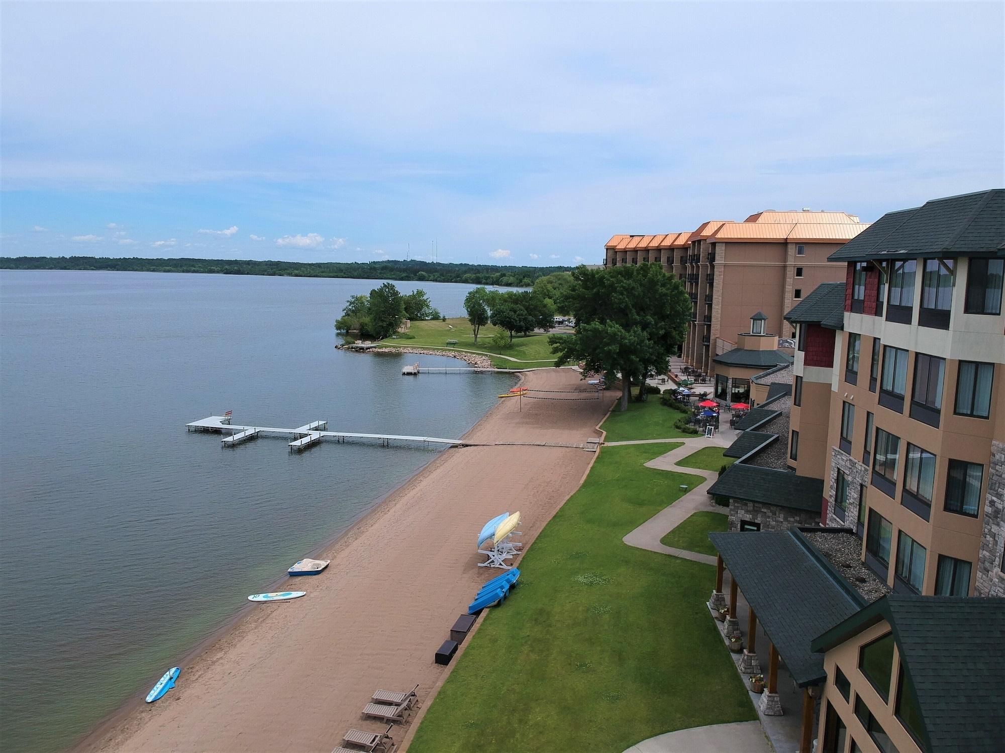 Playa SouthShore Hotel on Lake Bemidji, Trademark Coll by Wyndham