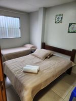 Alojamiento - Hangar House Hostel