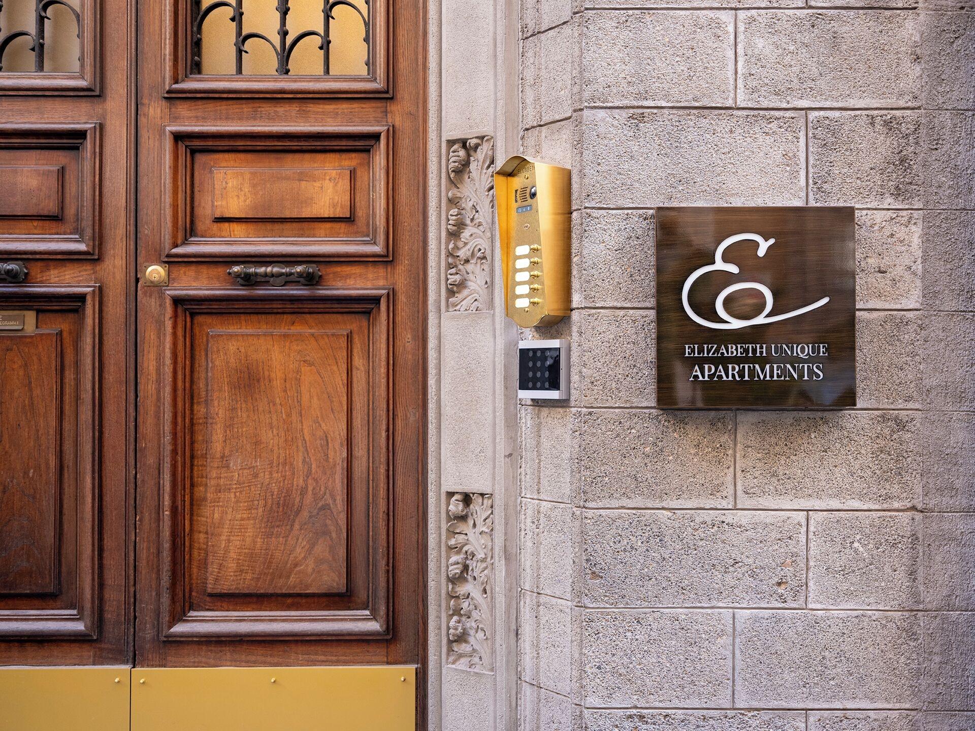 Varios Elizabeth Unique Apartments - A Member of Design Hotels