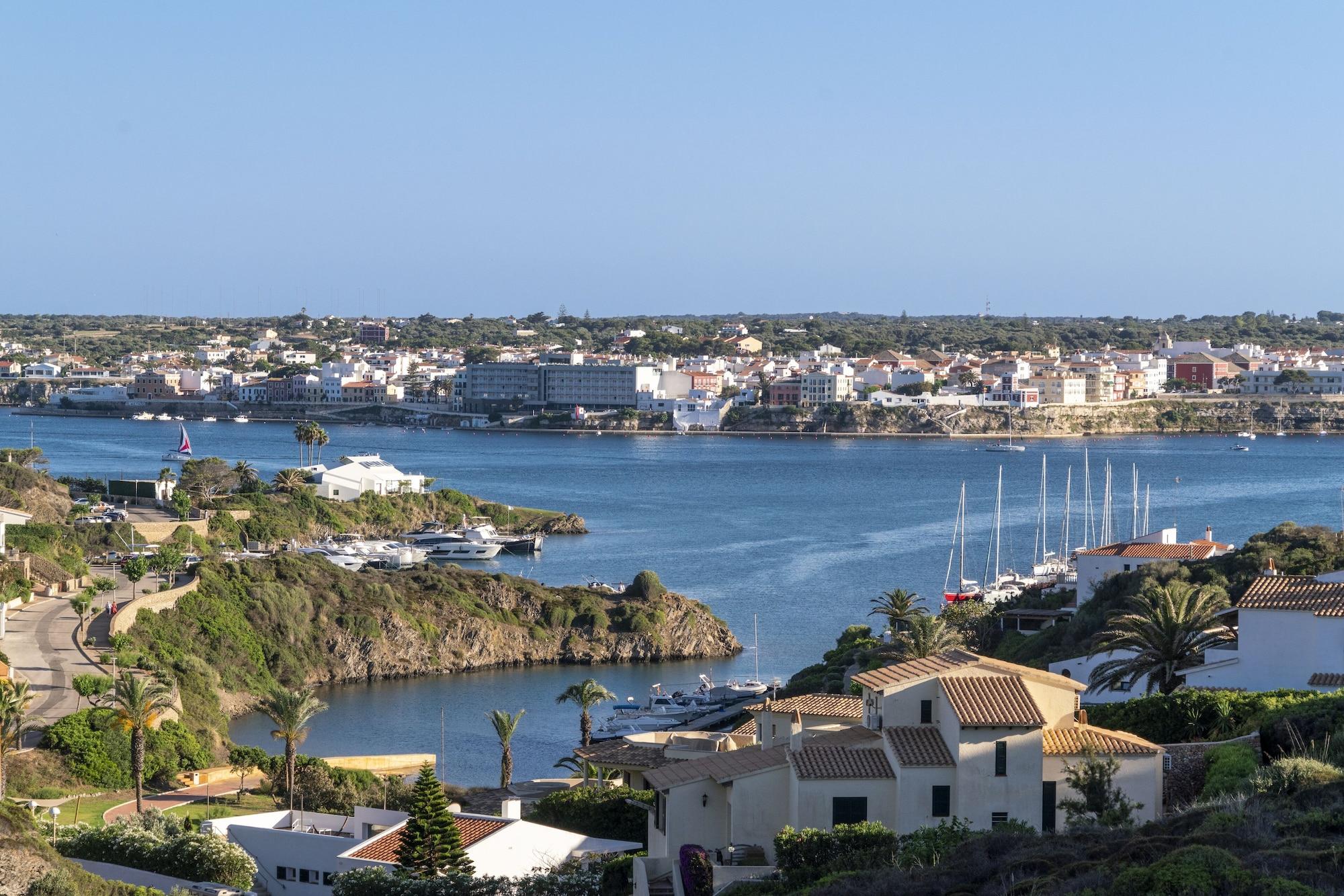 Vista Exterior Calallonga Hotel Menorca