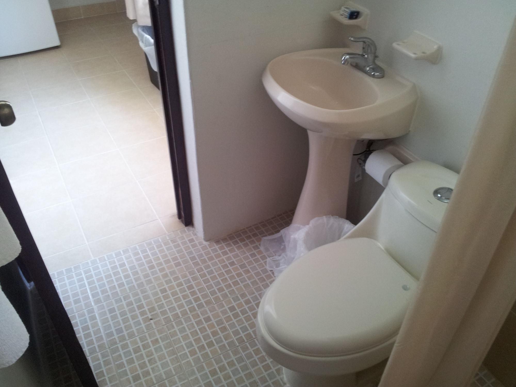 Equipamiento de Habitación Hotel Uke Inn Teran