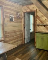 Alquiler Vacacional - Private 14 acre Creek side Cabin and close to Lake