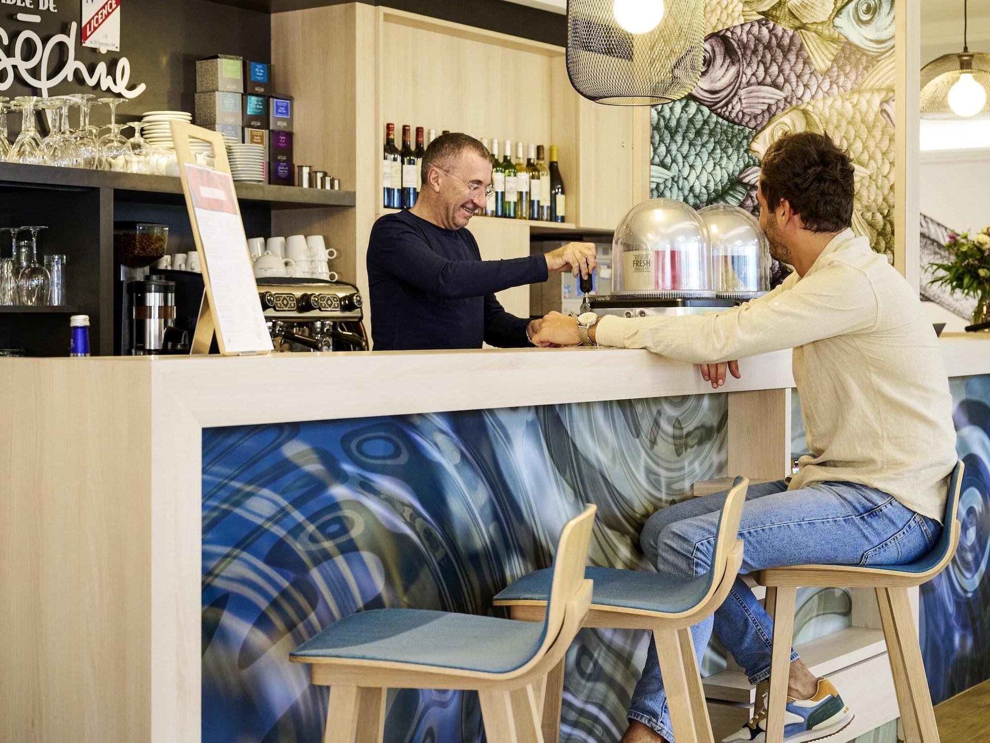 Bar/Salón ibis Styles Bordeaux Begles Arena