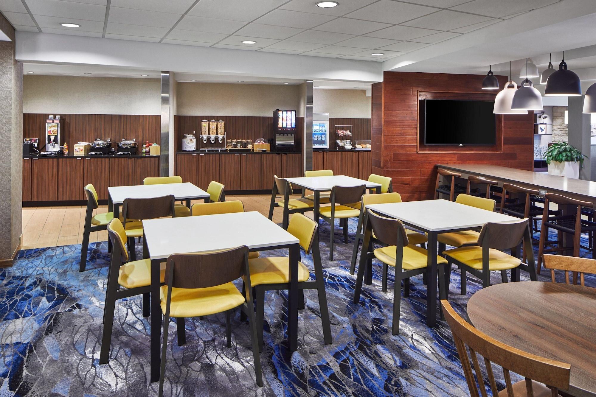 Restaurant Fairfield Inn and Suites Gainesville