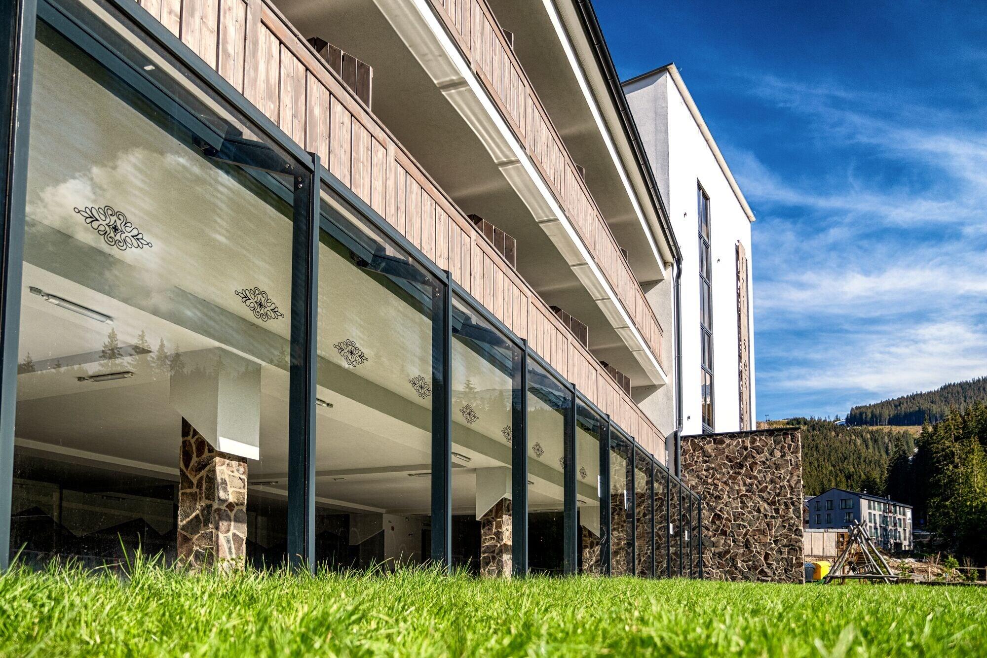 Vista Exterior Tri sestry