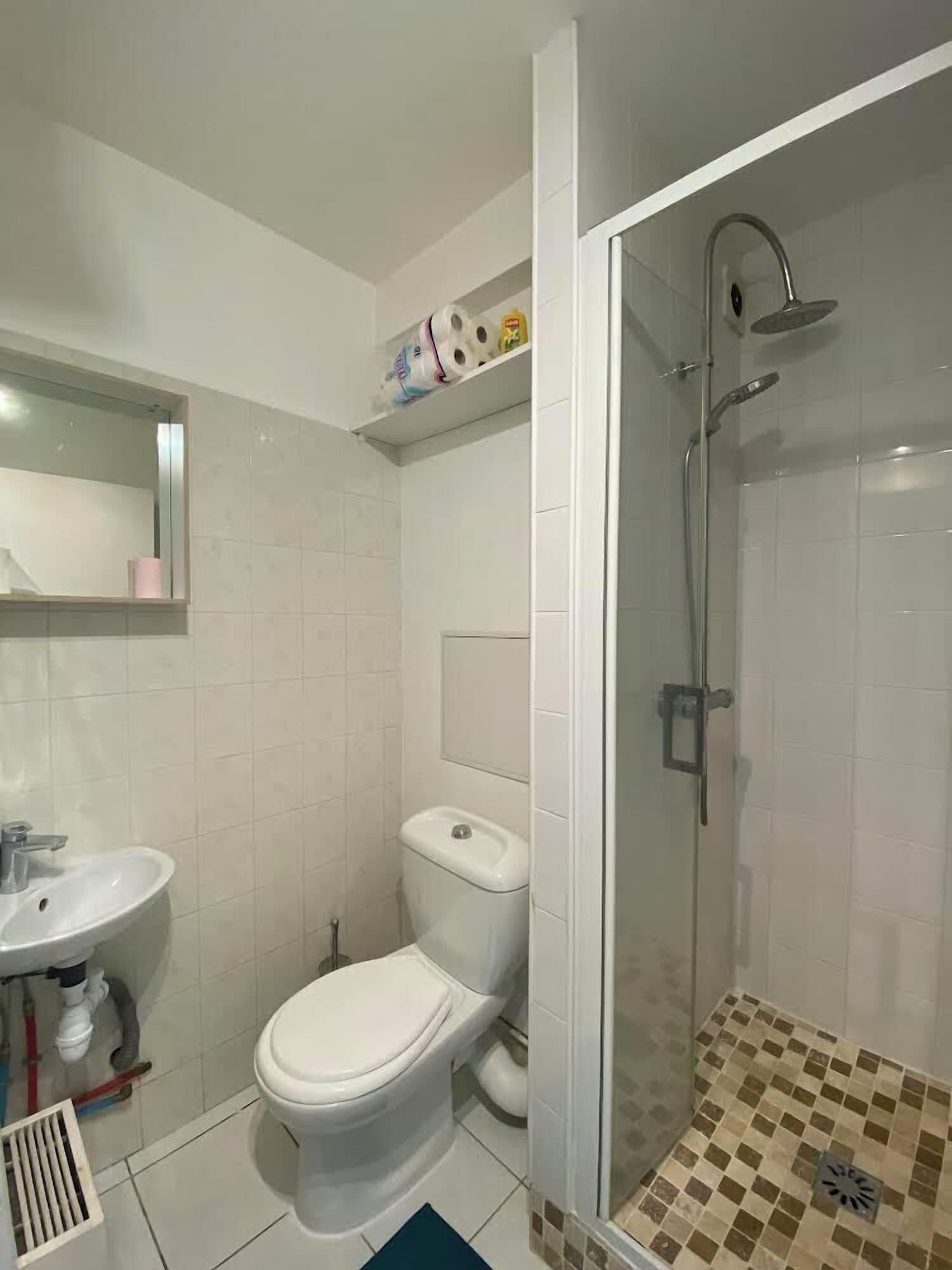 Equipamiento de Habitación Home Peace