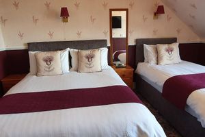 Alojamiento - Ardconnel House