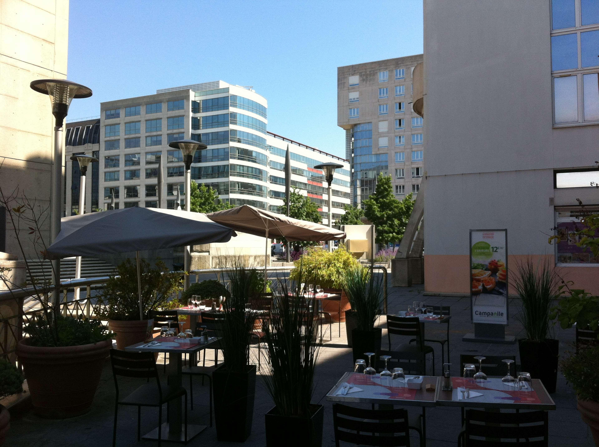 Vista Exterior Campanile Saint Quentin en Yvelines