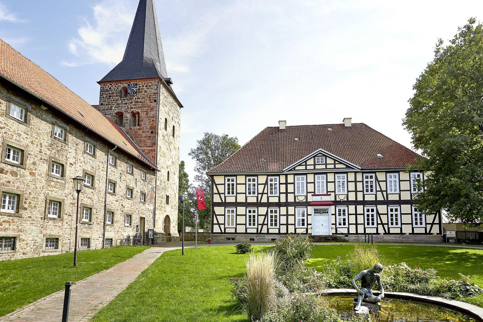 Varios Johanniterhaus Kloster Wennigsen