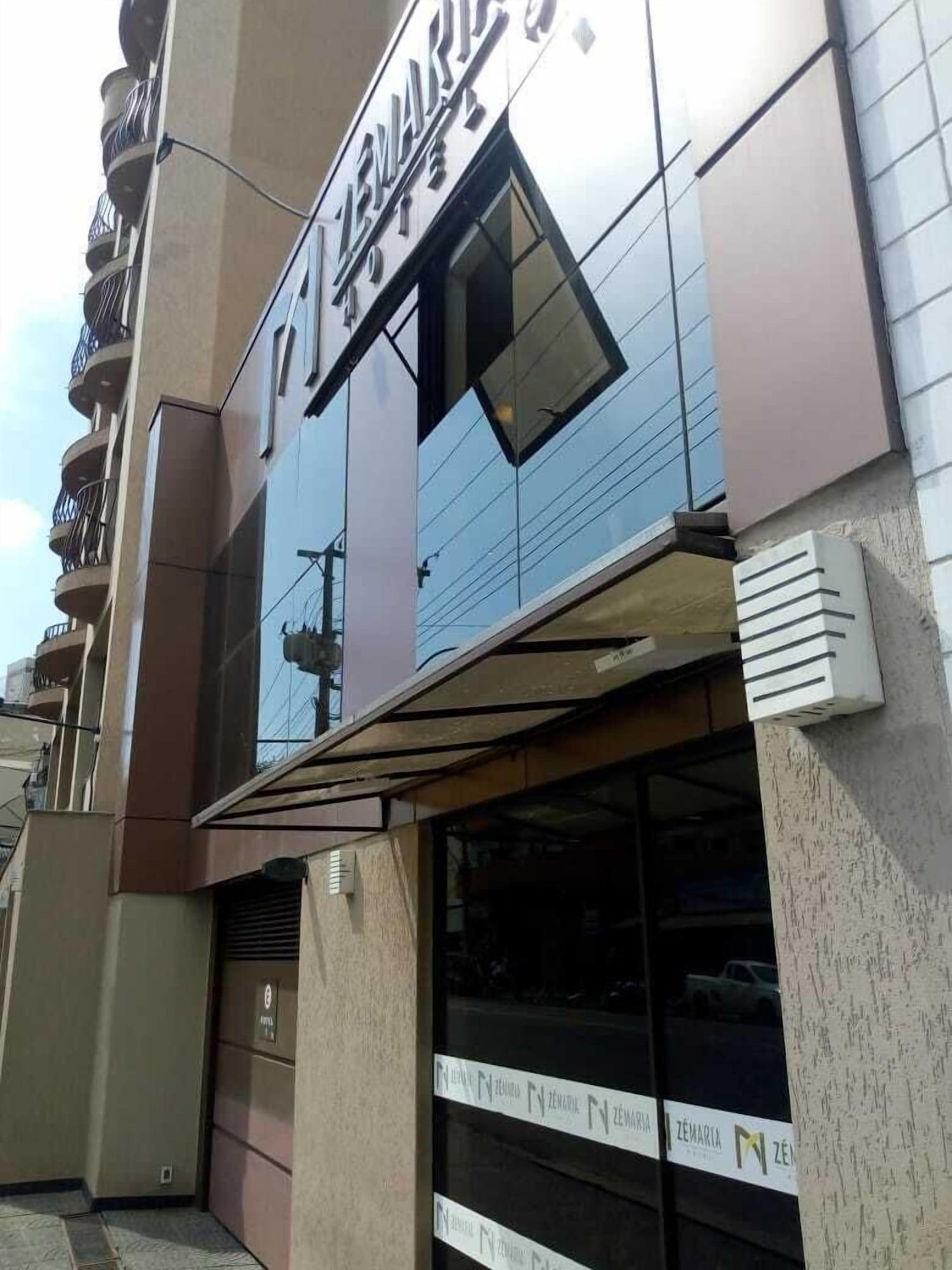 Vista Exterior Hotel Ze Maria