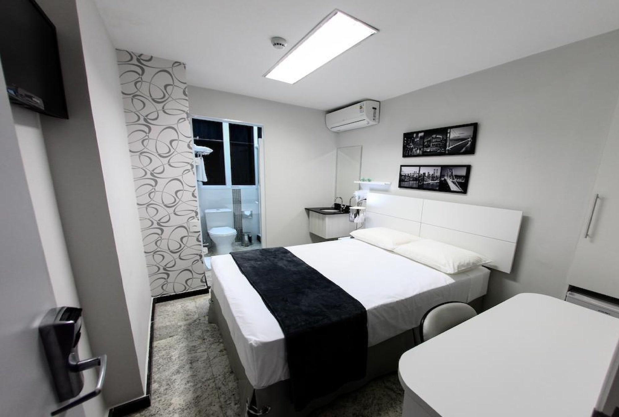 Habitación Compacto Hotel
