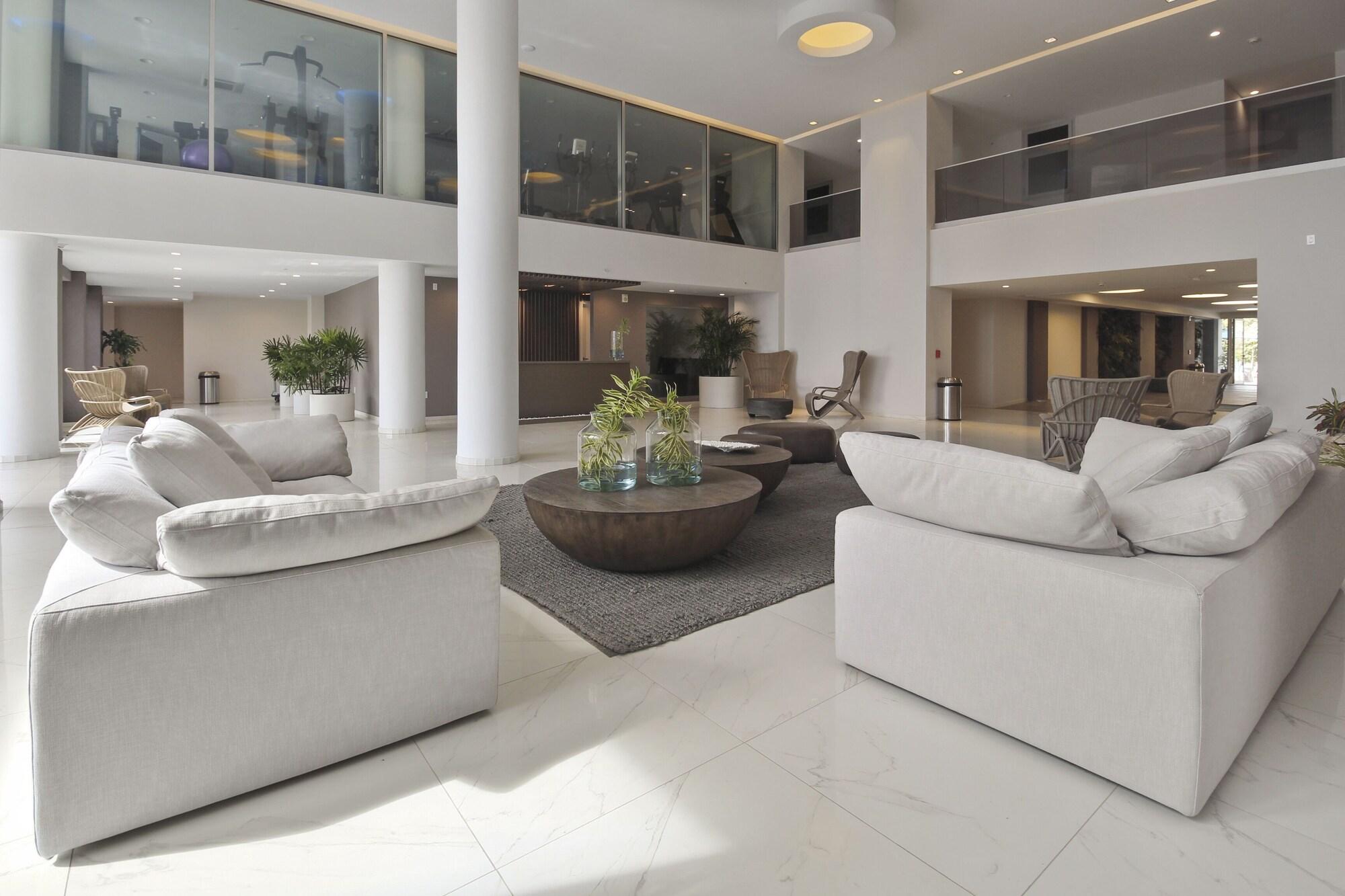 Vista Lobby O Condominium Beachfront Residences