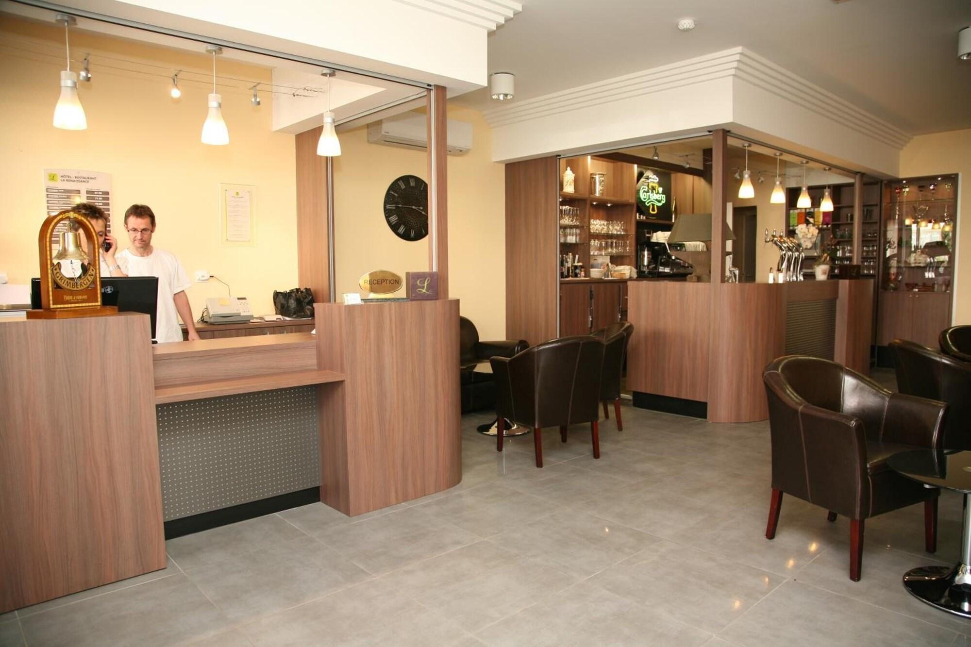 Vista Lobby La Renaissance