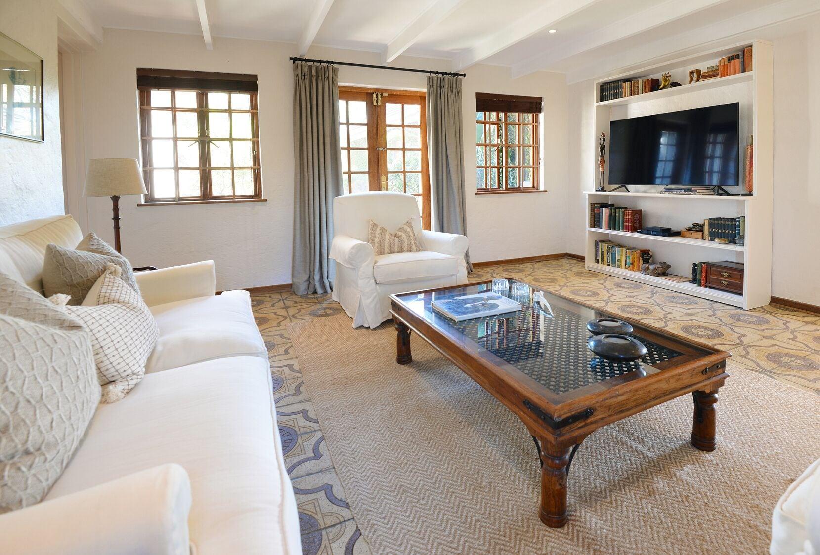 Bar/Salón Tomjachu Bush Retreat