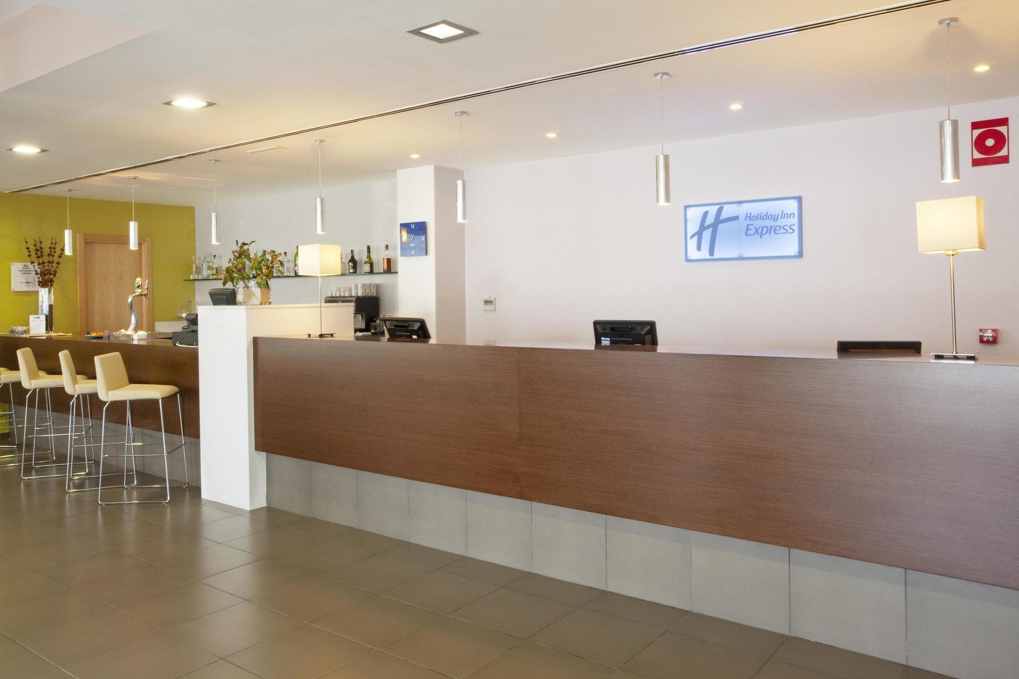 Vista Lobby Holiday Inn Express Vitoria by IHG