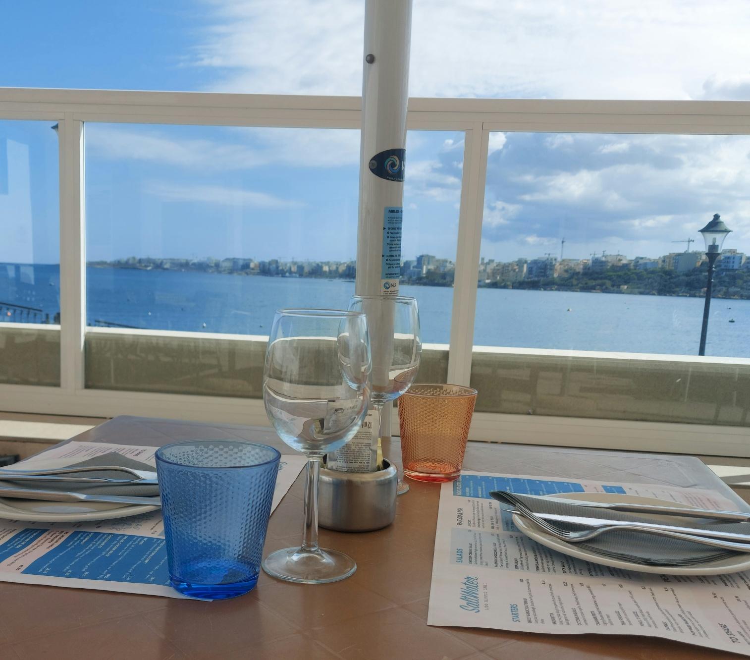Restaurant Ambassador Hotel
