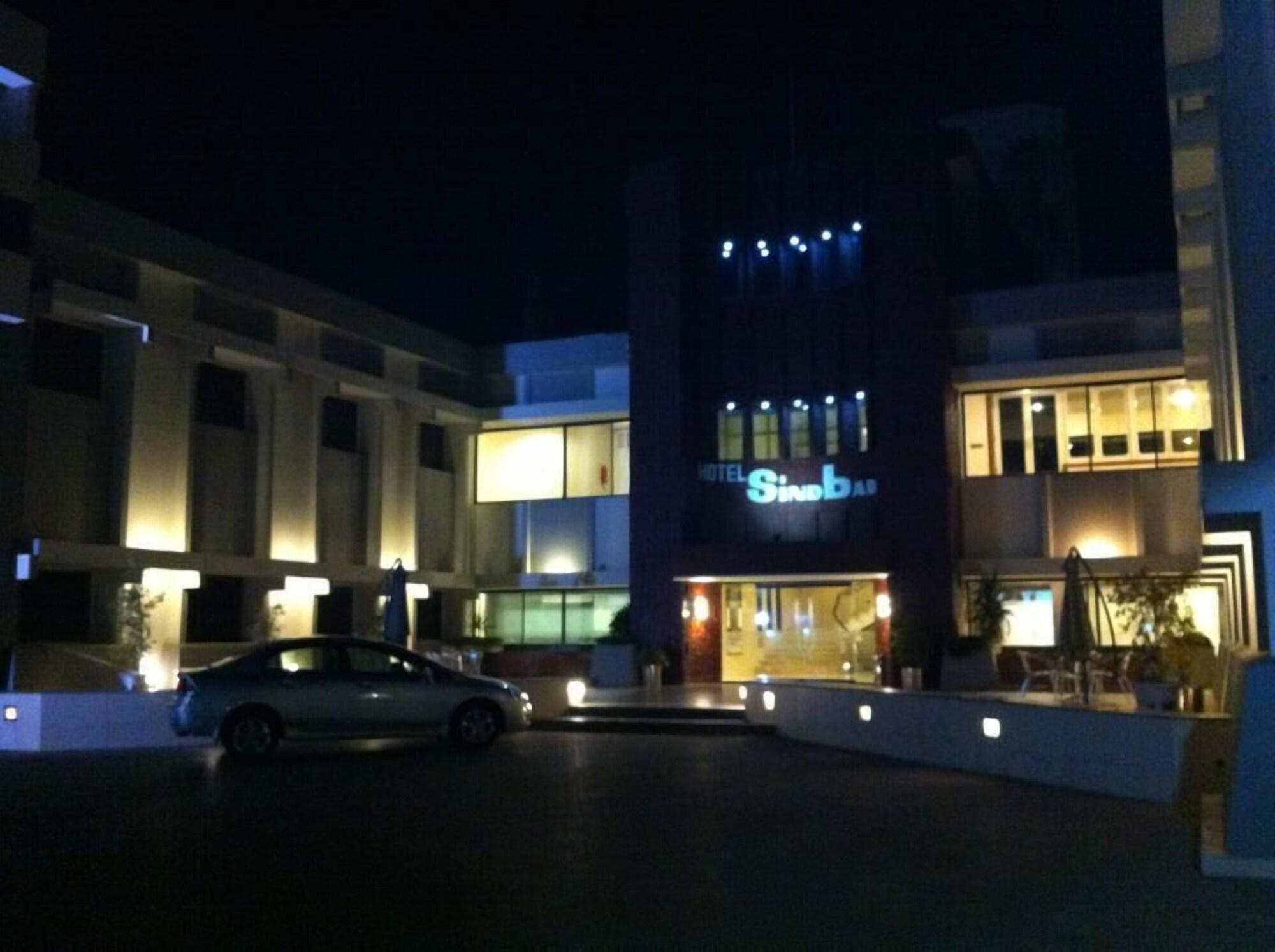 Vista Exterior Hotel Sindbad