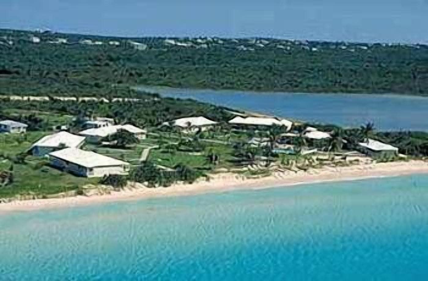Vista Exterior Anguilla Great House Beach Resort