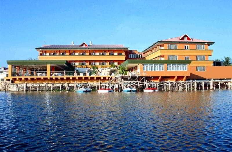 Vista Exterior Peten Esplendido Hotel and Conference Center