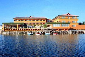 Alojamiento - Peten Esplendido Hotel and Conference Center
