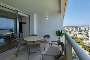 Alquiler Vacacional - w Luxurious Loft w Balcony in Crespo