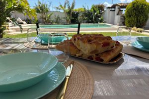 Alquiler Vacacional - Villa Lucia with infinity pool and garden in an oasis of peace (Wi-Fi)