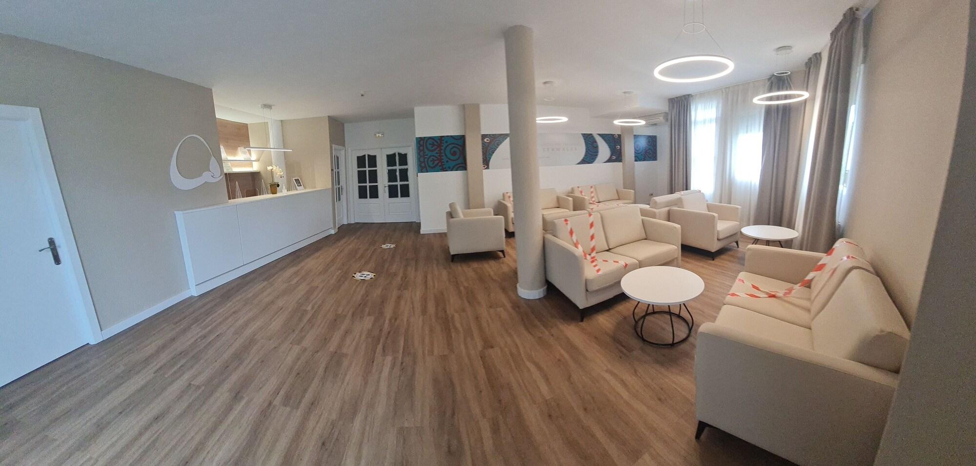 Vista Lobby Hotel Balneario Fuentes del Trampal
