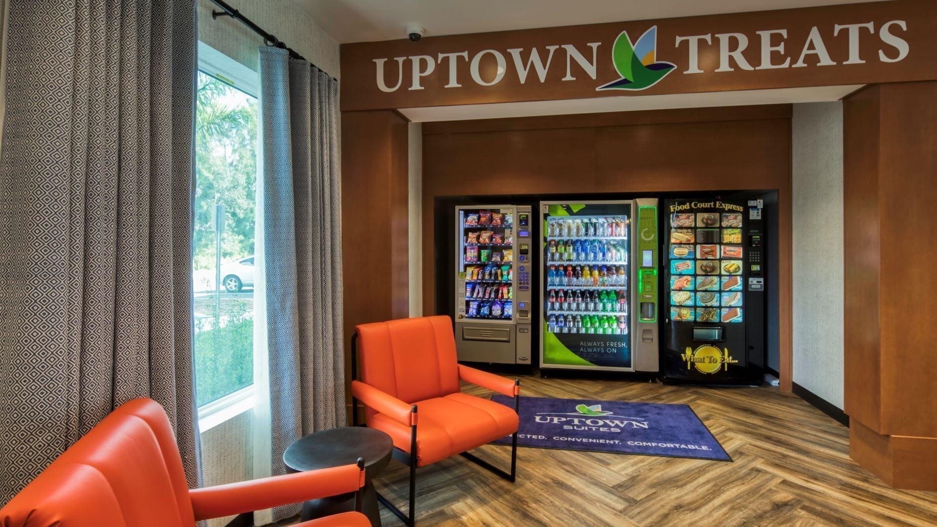 Bar/Salón Uptown Suites Extended Stay Miami FL – Homestead