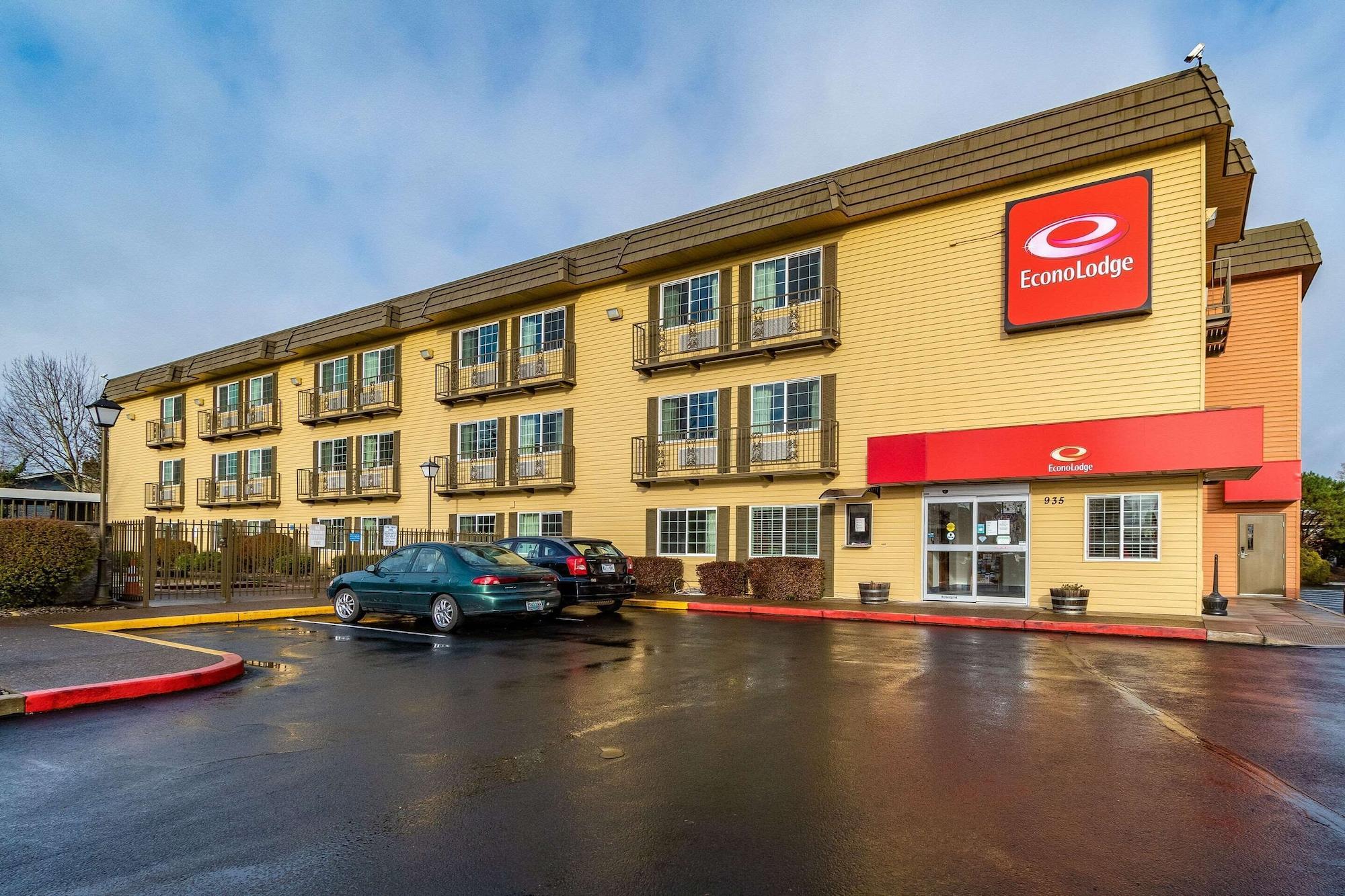 Varios Econo Lodge Corvallis Near University