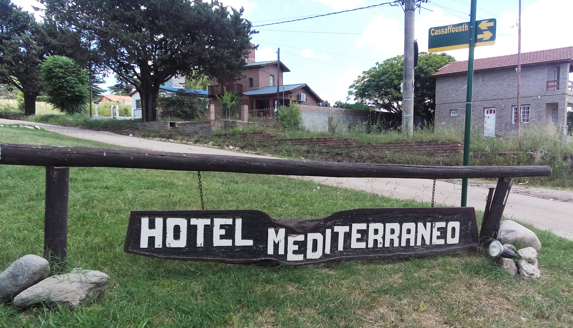 Vista Exterior Hotel Mediterraneo