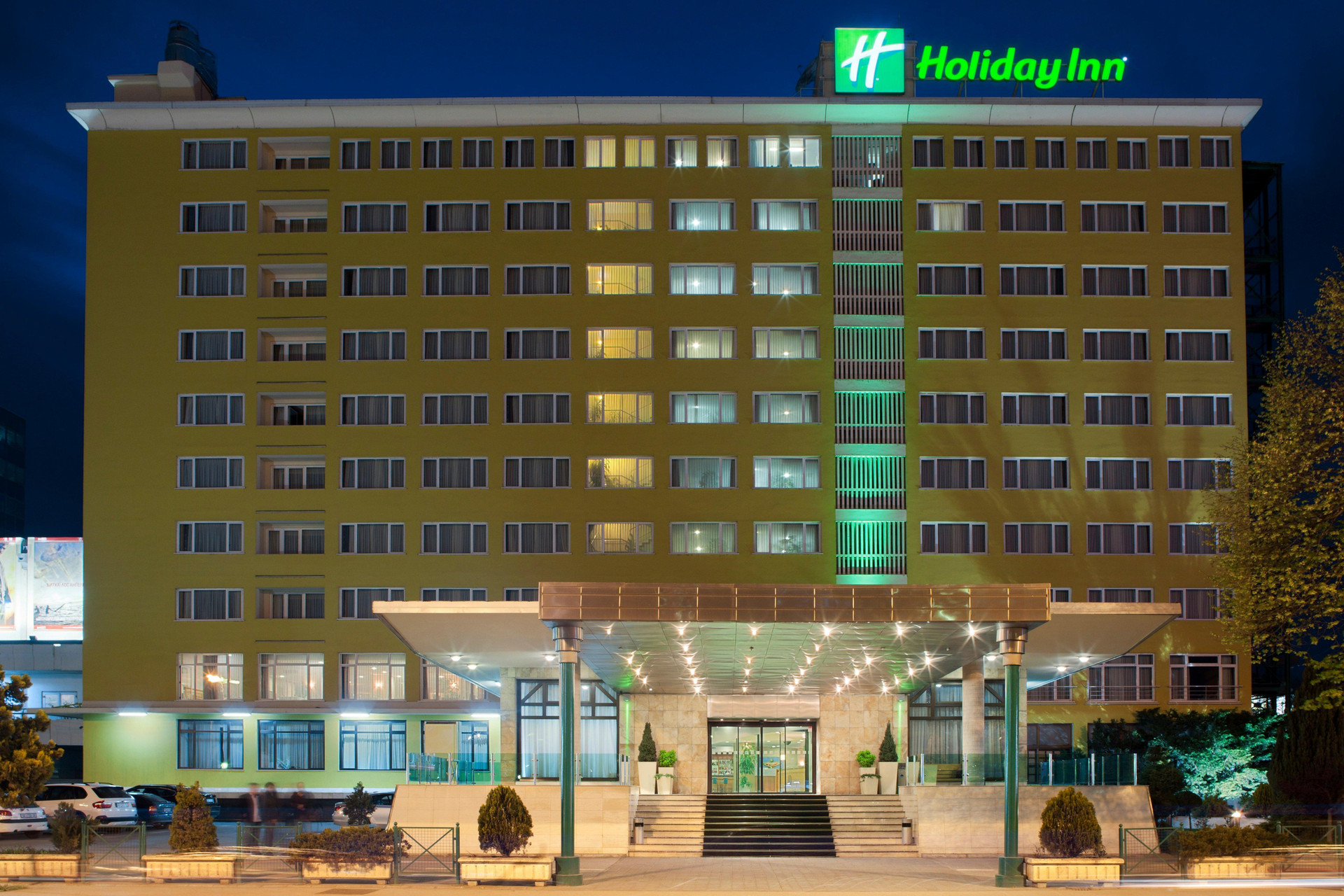 Vista Exterior Holiday Inn Skopje by IHG