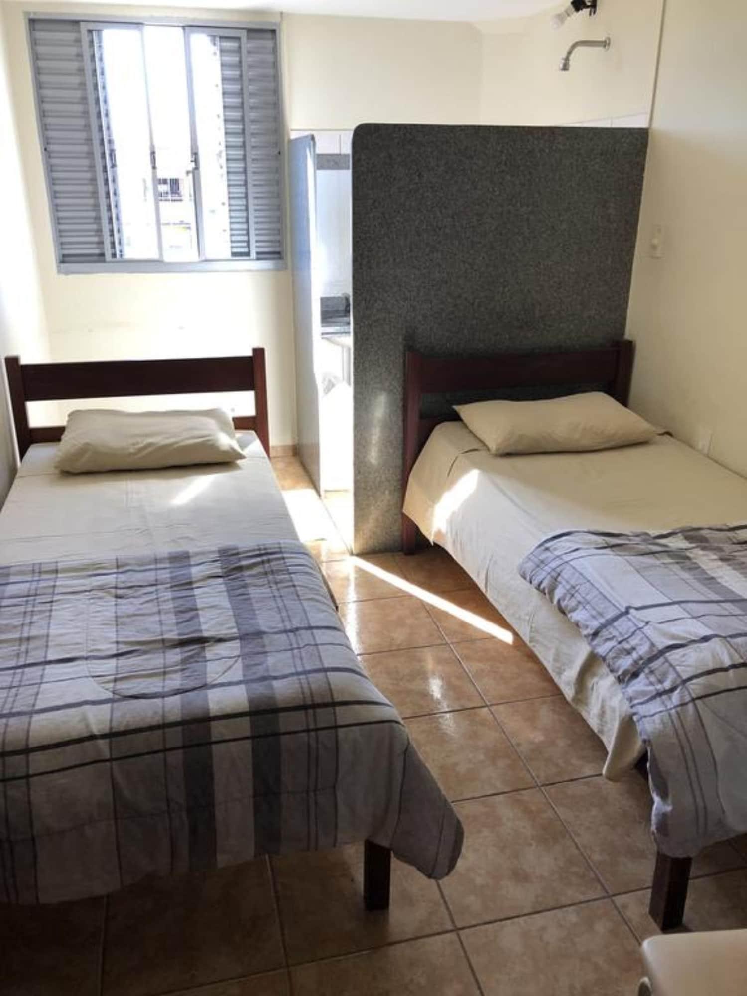 Varios Hotel Londe