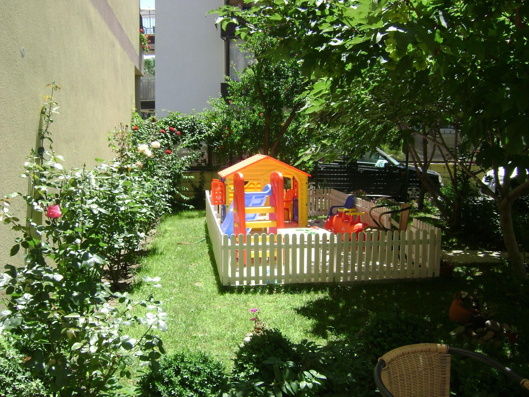 Instalaciones Recreativas Family Hotel Kandrovi