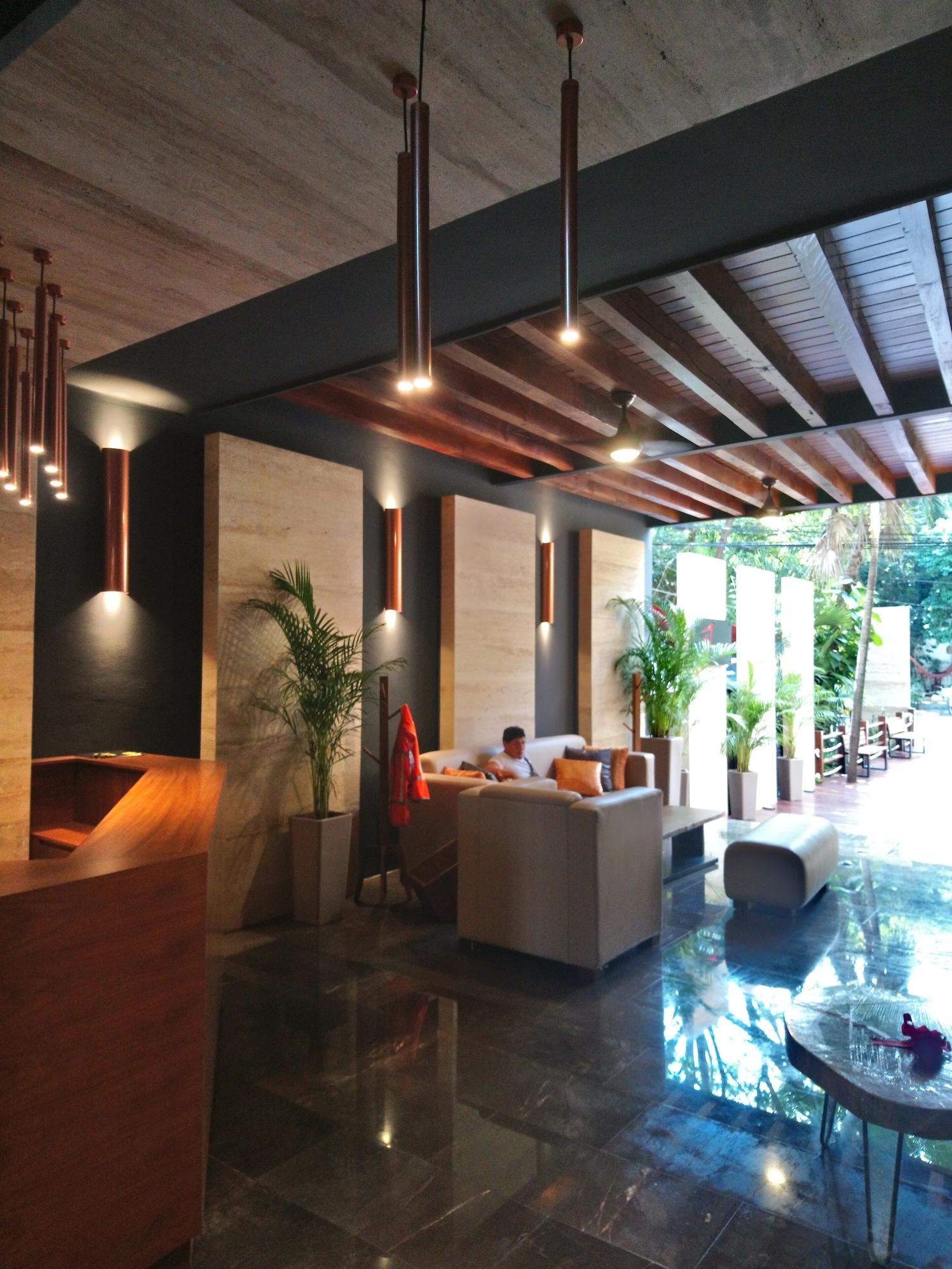 Vista Lobby Luxury Condo Boutique
