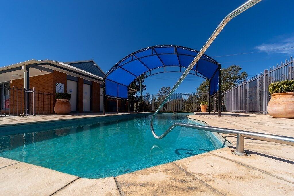 Vista Piscina Albert Motel
