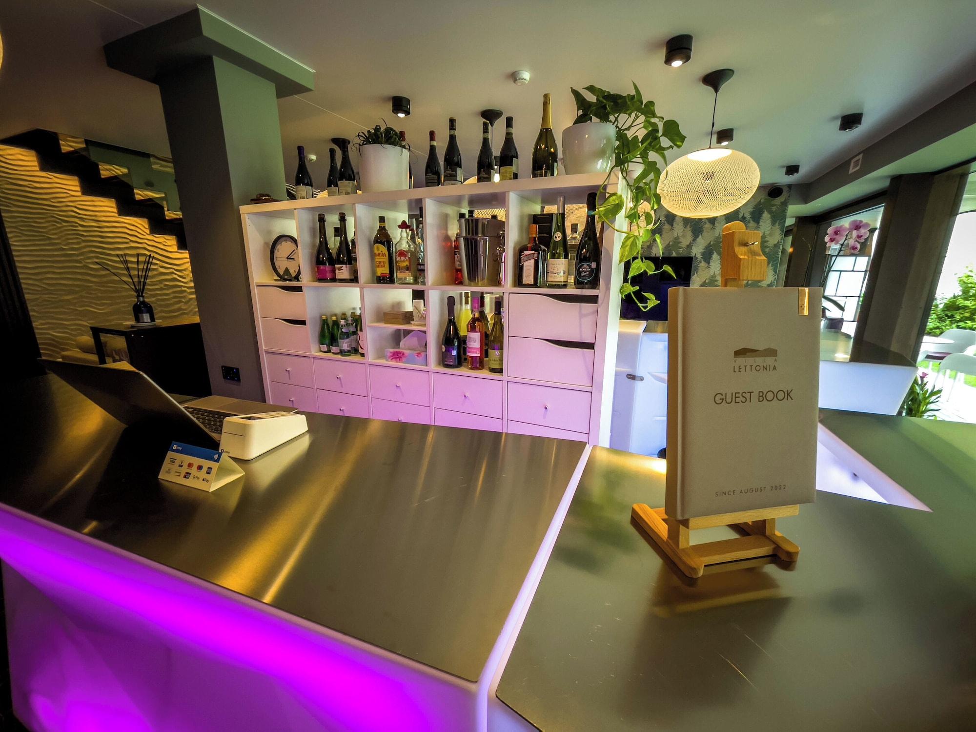 Vista Lobby Villa Lettonia