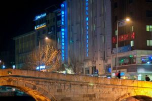 Alojamiento - Mütevelli Otel