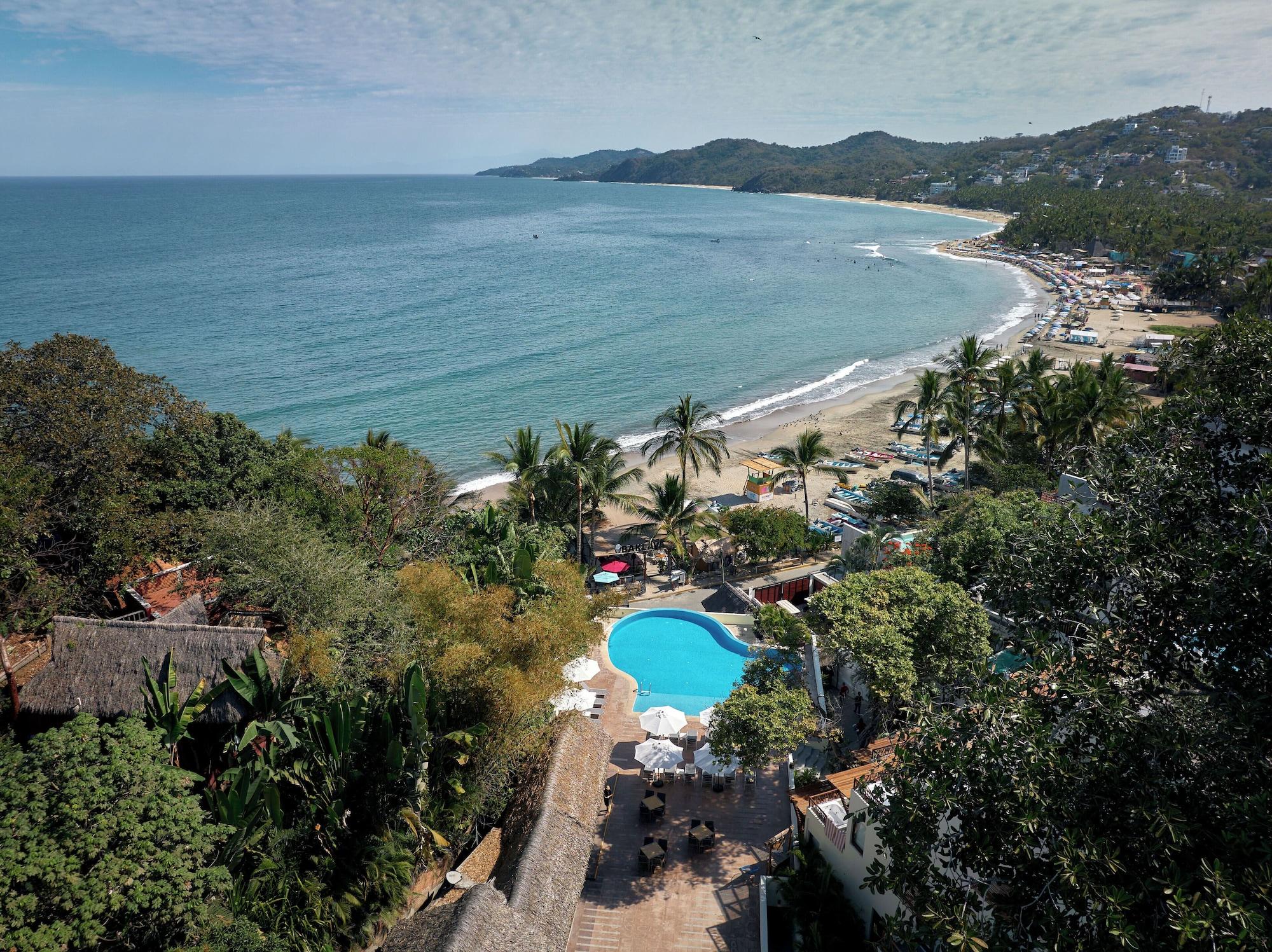 Playa Ysuri Sayulita - Beachfront Hotel