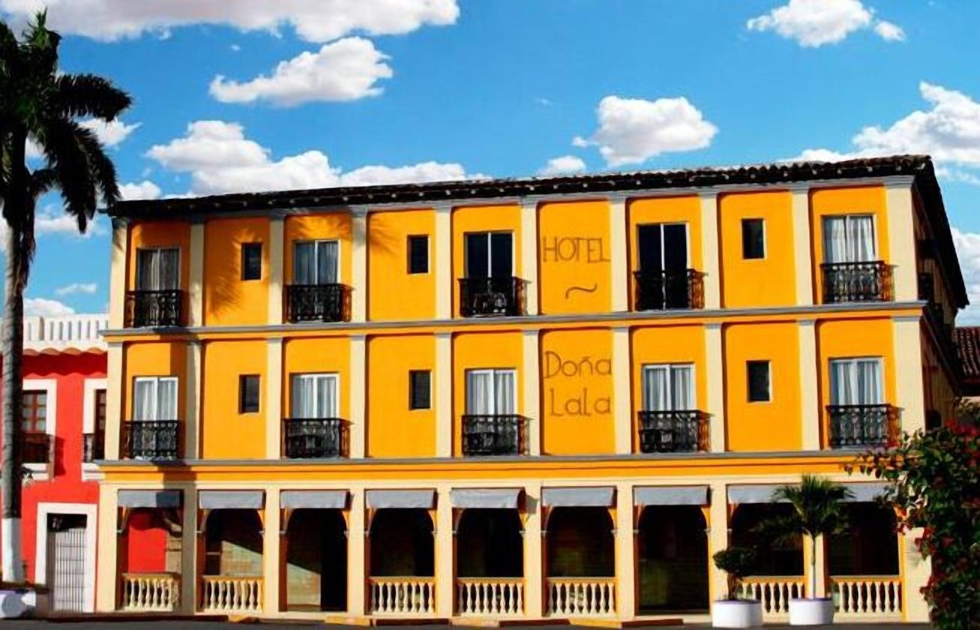Vista Exterior Posada Doa A Lala