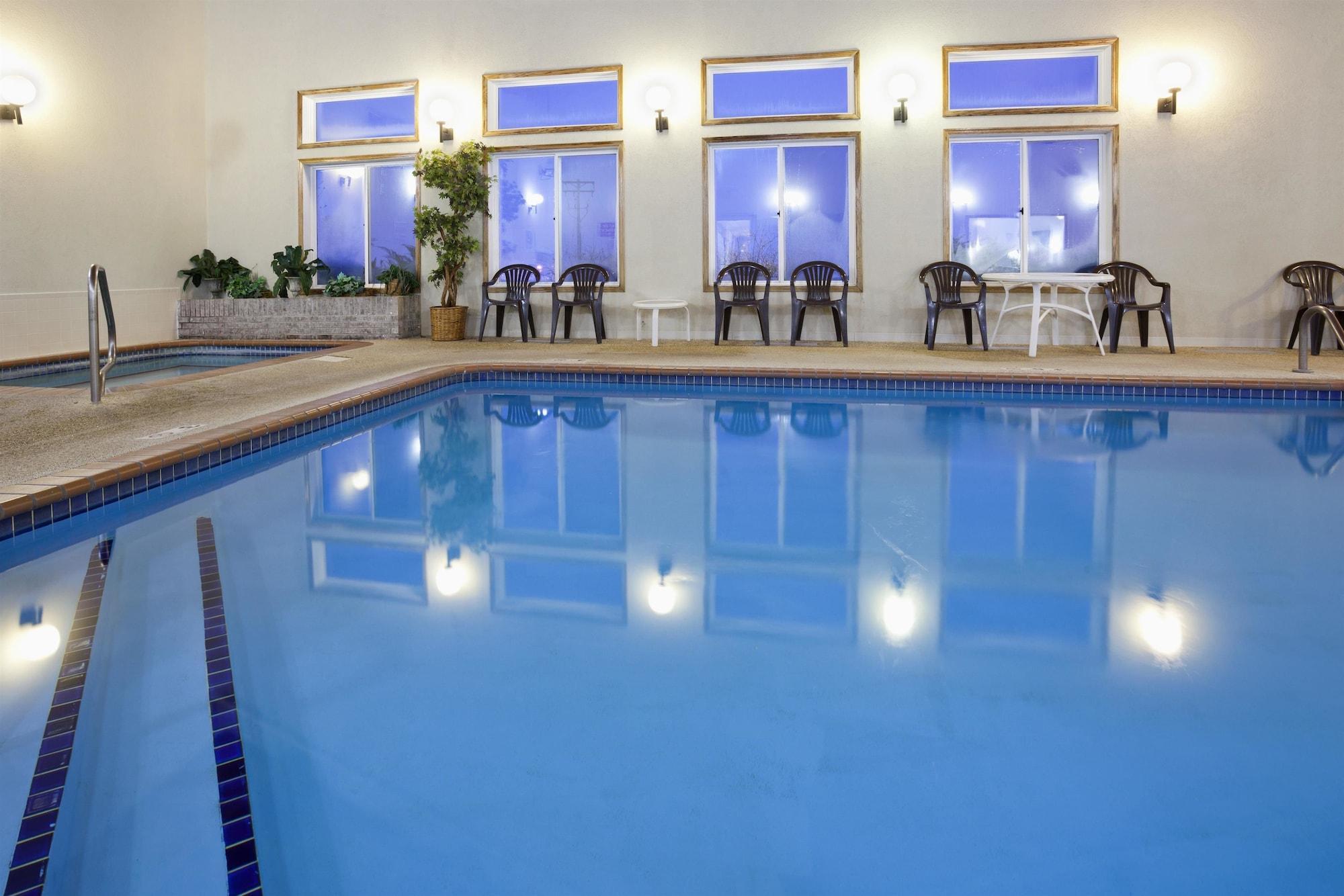 Instalaciones Recreativas Grandstay Hotel and Suites