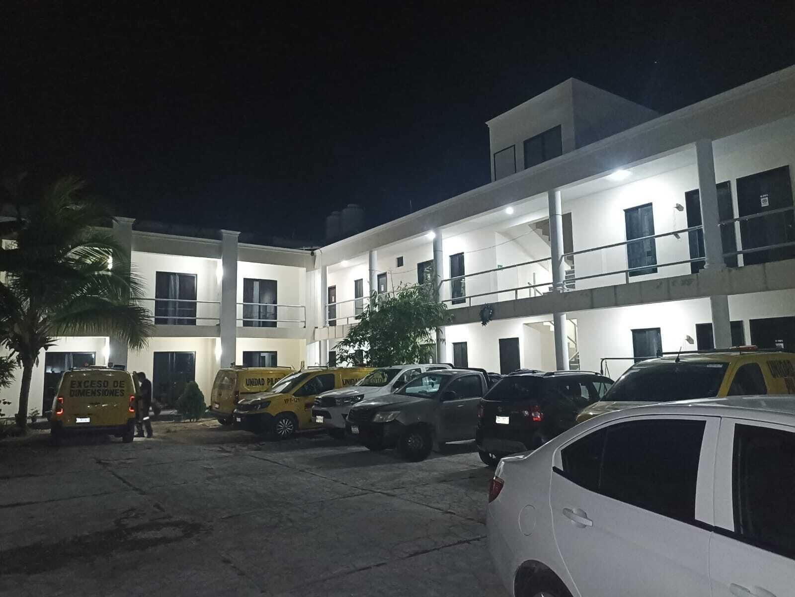 Varios Hotel and Hostel 230