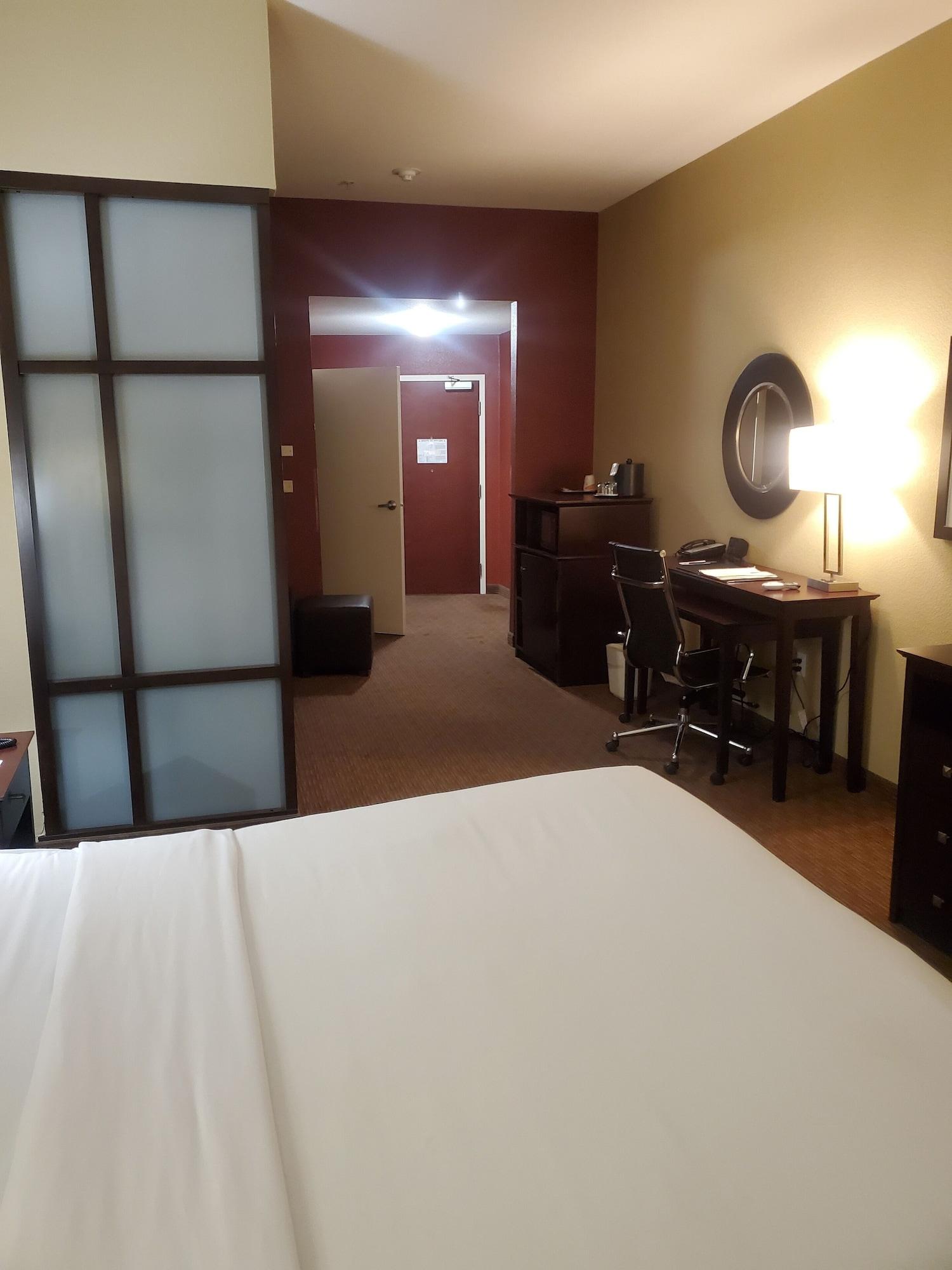 Habitación Comfort Suites Blythe