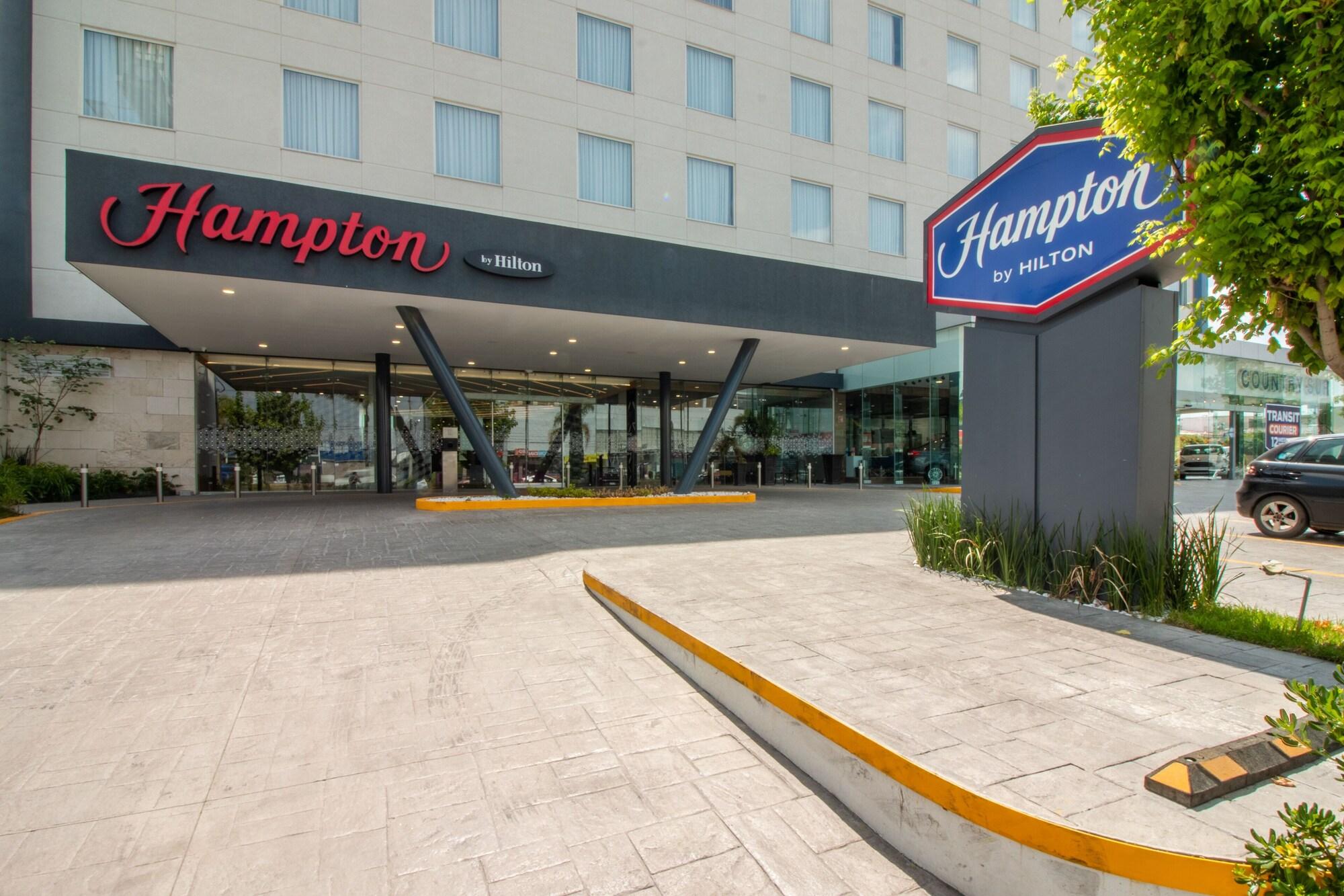 Vista Exterior Hampton by Hilton Aguascalientes Downtown