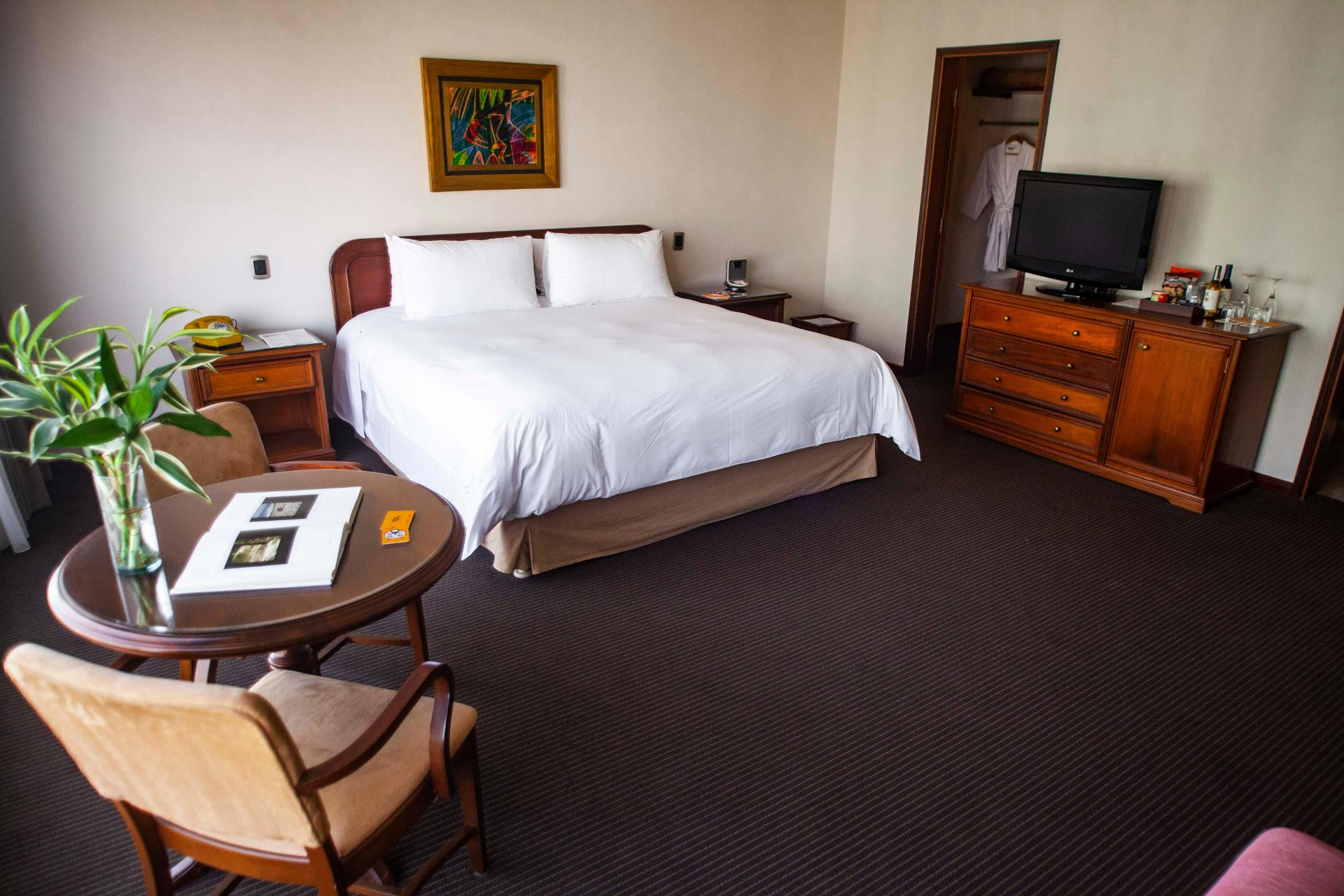 Guest room BTH Hotel Lima Golf