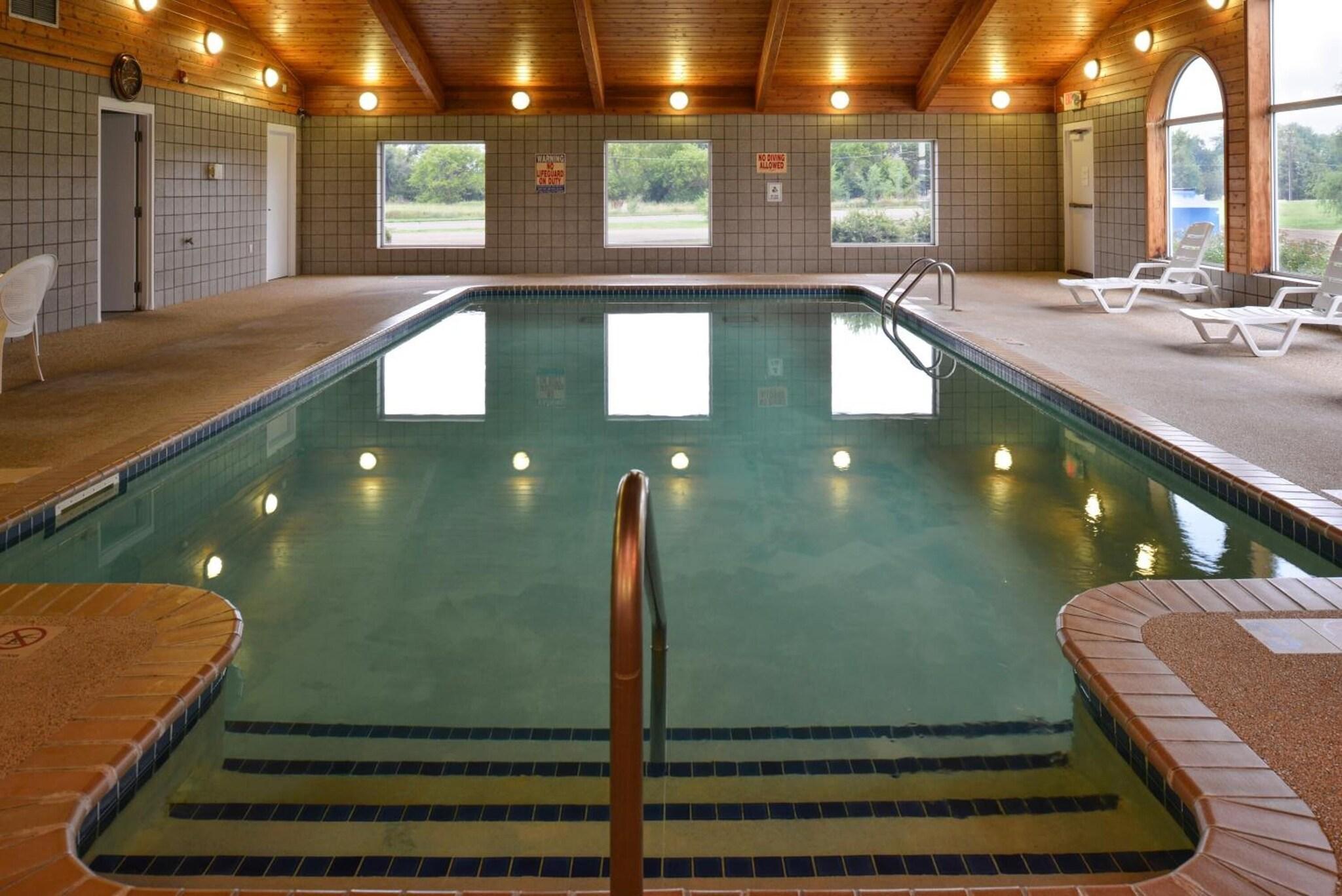 Vista Piscina Hometown Inn