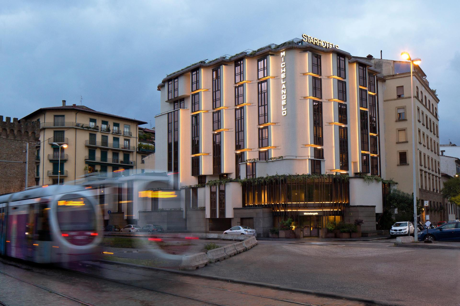 Vista Exterior Starhotels Michelangelo