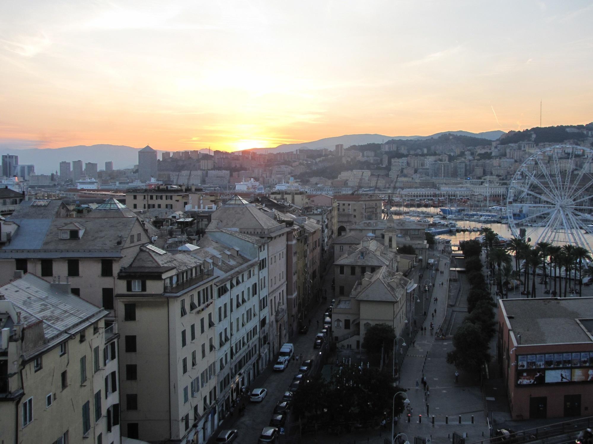 Vista Exterior Aquarium Rooms