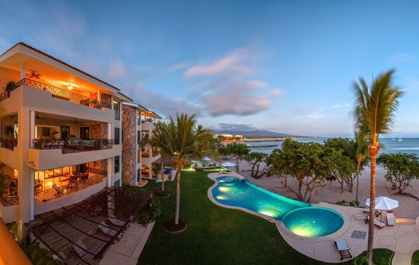 Luxury Beachfront Hacienda de Mita 405 - Hoteles con alberca en Punta de Mita, Nayarit