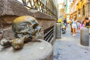 Actividad - Tradiciones, supersticiones y leyendas de Nápoles en grupo pequeño